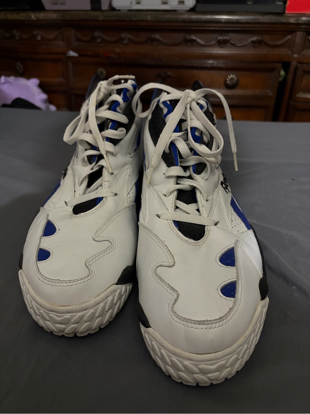 Reebok White, Royal Blue & Black Retro Trainers - Picture 3 of 7